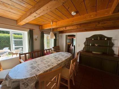 Großes Reet gedecktes Ferienhaus Schlei Ostsee Kappeln
