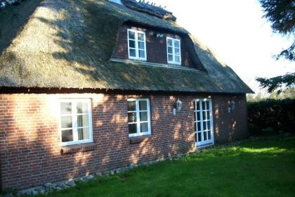 Großes Reet gedecktes Ferienhaus Ostsee Schlei Kappeln